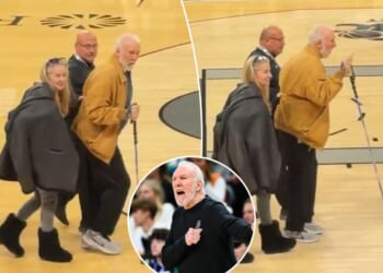 Gregg Popovich gets standing ovation from fans in rare public appearance