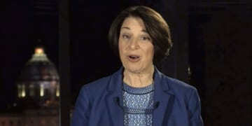 Amy Klobuchar Makes It Official, She's Running to Make Sure MN Continues to Suck (aka for Governor) – Twitchy