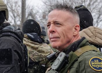 Border Patrol Partially Withdraws From Minnesota After Pretti Shooting