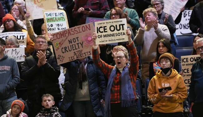 DataRepublican NUKES Every Single Donor to MN Anti-ICE Signal Group – Twitchy
