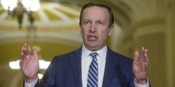 Dem Chris Murphy Calls ICE Agent’s Self-Defense in Minneapolis a ‘Most Heinous Act of Violence’ – Twitchy