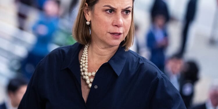 Dem Senator Says Feds Are Investigating Her After Urging Military To ‘Refuse Illegal Orders’