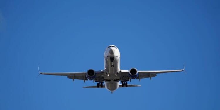 FAA advises airlines to take ‘caution’ when flying over Latin America