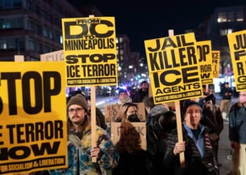 Hundreds protest fatal shooting by ICE officer in Minneapolis