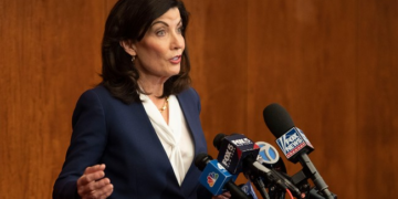 Katie Miller SHREDS Kathy Hochul for Putting Illegals FIRST and Rejecting Noem's Help (3 Freeze in NYC) – Twitchy
