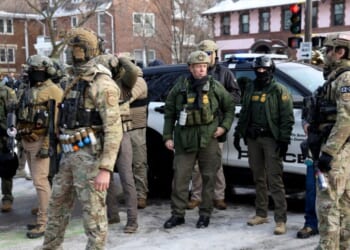 Live updates: Minneapolis mayor tells ICE to 'get the f‑‑‑ out' after woman killed in confrontation