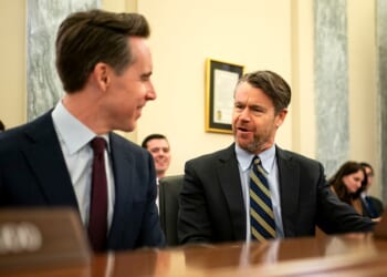 Live updates: Senate Republicans, in victory for Trump, block Venezuela war powers resolution