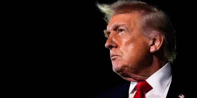 Live updates: Trump briefs press as he doubles down on Greenland threats