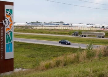 Microsoft aims to minimize data centers' impact on electricity bills