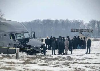 Semi-Truck Driver Who Crashed Into a Van of Amish Men, Killing Four, Was a Migrant With a PA CDL – Twitchy