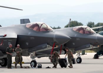 F-35s caught in trade crossfire between US and Canada