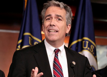 Hoppin' Mad Joe Walsh Croaks Out Demented Rant to Tiny Gathering of Freaky Frog-Loving Leftists – Twitchy