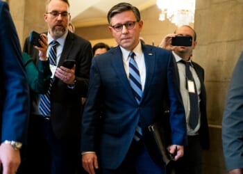 Live updates: House tasked with ending partial shutdown as ICE fight looms