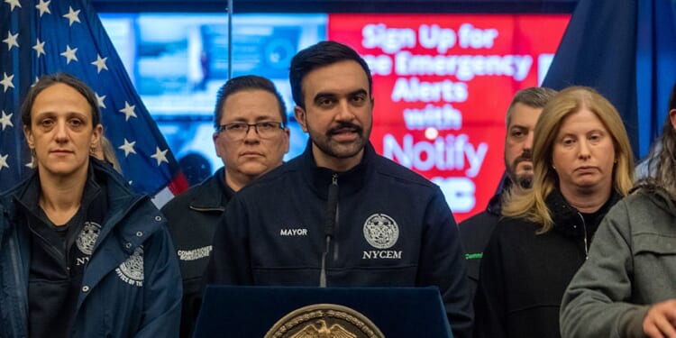 Mamdani Downplays Unruly Mob That Injured NYPD Officers