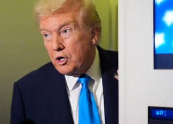 Trump keeps world guessing on Iran