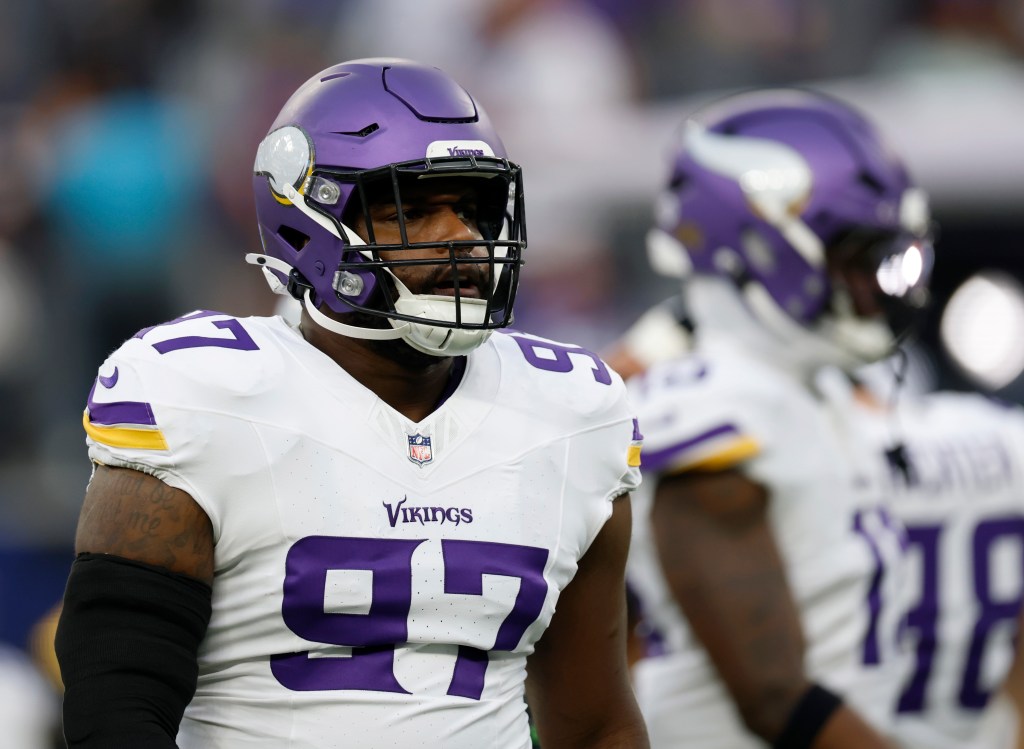 Javon Hargrave warming up before the game between the Minnesota Vikings and the Los Angeles Chargers at SoFi Stadium on October 23, 2025 in Inglewood, California. 