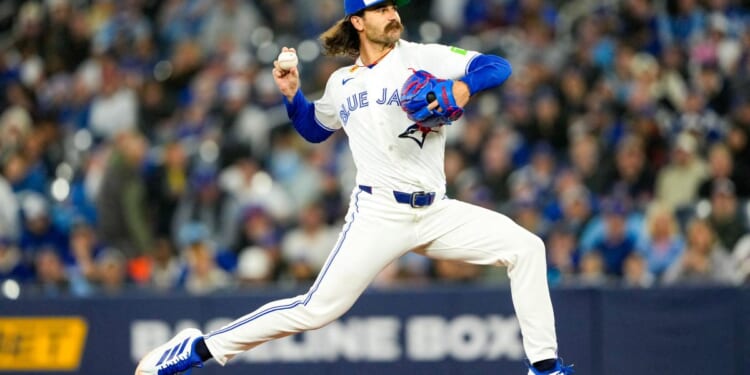 Dylan Cease strikes out 12 in Blue Jays debut as Toronto rallies for walk-off finish