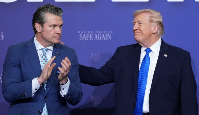 The TDS Crowd and Lib Media Do NOT Like Trump and Hegseth's Response to the Army Flyby of Kid Rock's Home – Twitchy