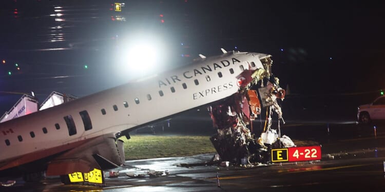All Flights Cancelled At NYC’s LaGuardia After Deadly Runway Collision