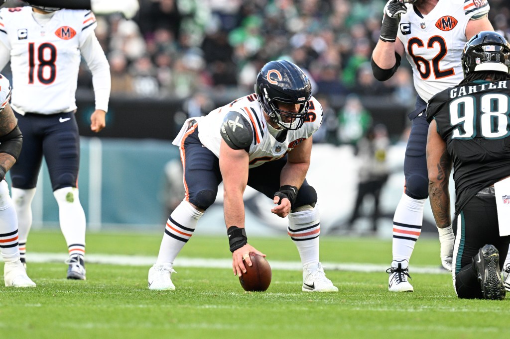 Chicago Bears center Drew Dalman #52 prepares to hike the ball during the game between the Chicago Bears and the Philadelphia Eagles on November 28th, 2025 at Lincoln Financial Field in Philadelphia, PA. 