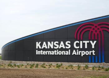 Bomb Threat Triggers Shutdown At Major U.S. Airport, Forces Passengers Onto Tarmac