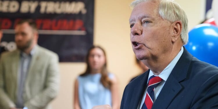 Graham to Trump: 'Wind down' Iran war, 'wind up' efforts for peace deal