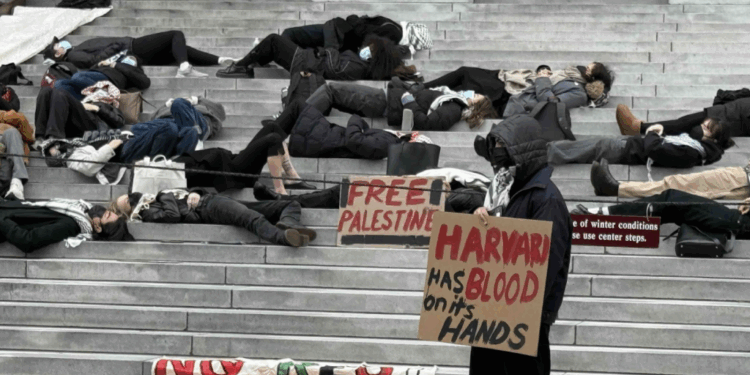 Harvard Discriminated Against Jews, U.S. Government Says In New Lawsuit