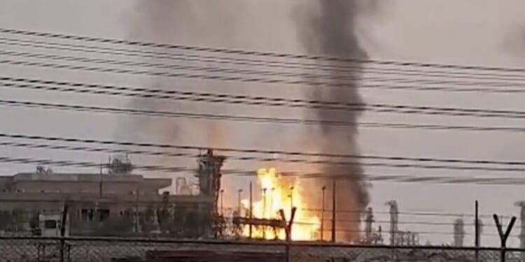 Iran threatens strikes on oil and gas targets after South Pars gas field hit