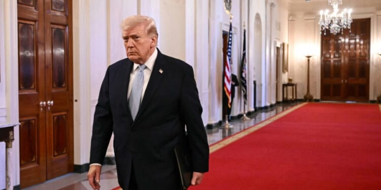 Senate GOP says Trump signals shift to backing DHS compromise with Democrats