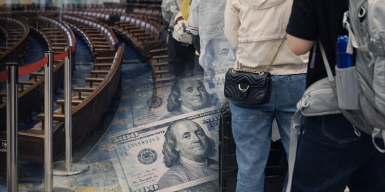 Senate Strikes Overnight Deal To Pay TSA Agents In Bid To End Airport Chaos