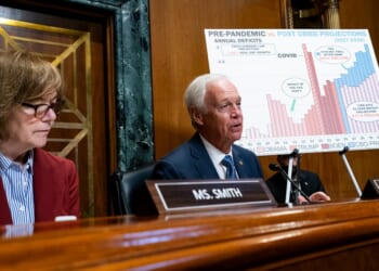 Senate panel highlights debt concerns as Iran expenses mount