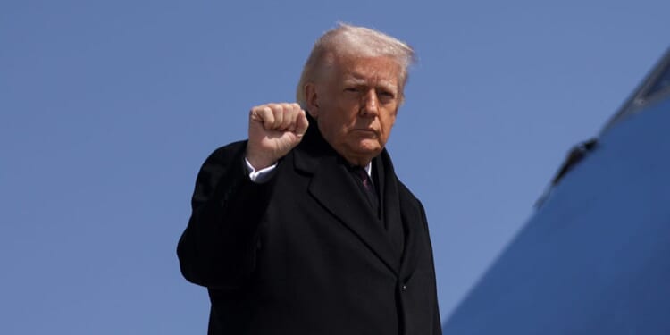 Trump Teases Mysterious Iran ‘Prize’ As Bigger Stakes Come Into Focus