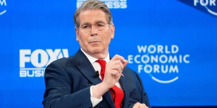 US lifts sanctions on Iranian oil stranded at sea