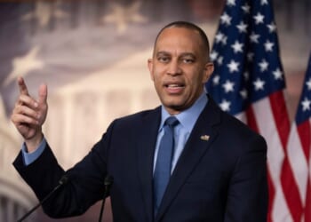 Watch live: Jeffries gives remarks amid DHS funding battle
