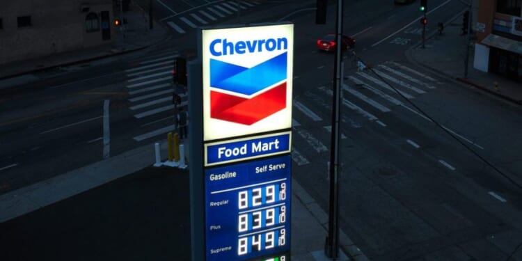 'Upward pressure' on oil prices amid Iran war 'likely to continue': Chevron CEO
