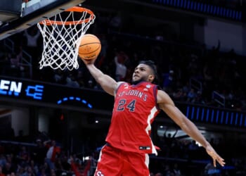 Zuby Ejiofor wins Kareem Abdul-Jabbar Award as country's top center