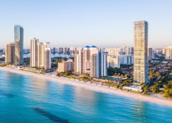 Wealthy New Yorkers have been fleeing to Florida — but many are opting to rent instead of putting down roots