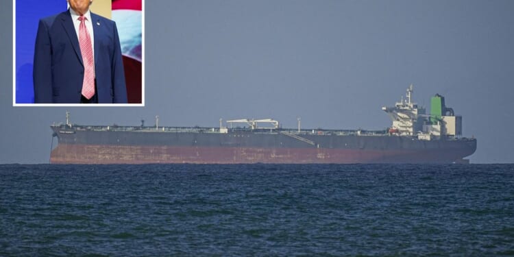 US Navy ships cross Strait of Hormuz for first time since start of Iran war: report