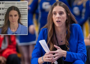 Alabama high school basketball coach Paige Adams allegedly solicited her victim to send obscene sexual material days before resignation: court docs