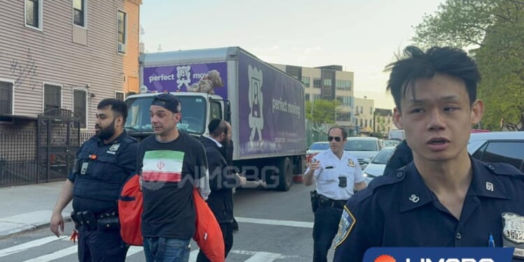 Maniac in Iranian flag T-shirt pummels three Jewish men in NYC: sources