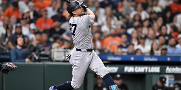 Yankees' Giancarlo Stanton hitting IL with 'low-grade' strain
