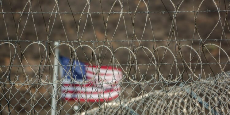 Appeals court rejects Trump administration mandatory detention policy