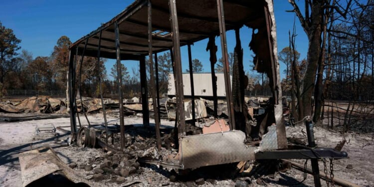 At least 120 homes destroyed in Georgia wildfires