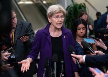 BOO-EFF'N-HOO! Liz Warren CRYING on X About Mean Trump Making Senators Work Late Goes HILARIOUSLY Wrong – Twitchy