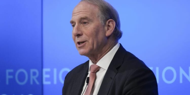 Ex-diplomat ranks US-Vatican tensions as ‘maybe a 23’ on a 1-10 scale of unusual