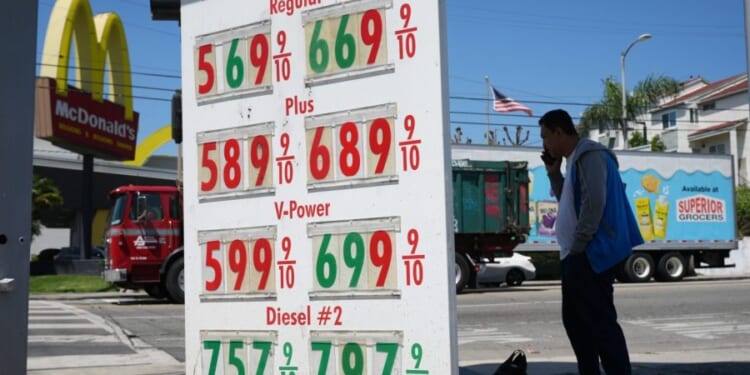 Most voters blame Trump for rising gas prices: Poll