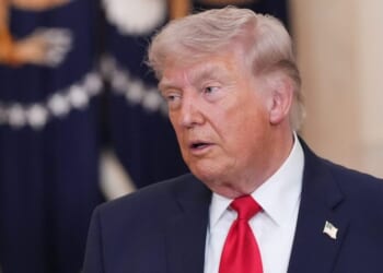 Trump directs DHS to pay employees during shutdown