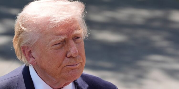 Trump extends Iran ceasefire and naval blockade