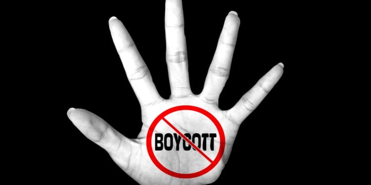 Who Controls Your Feed? Why The FTC’s Fight Against Ad Boycotts Matters For Your Online Freedom