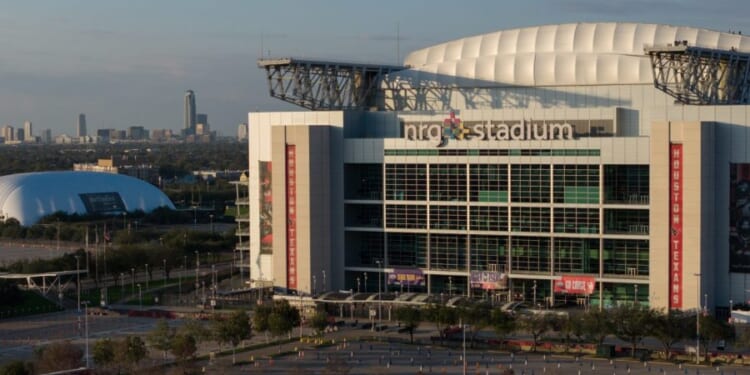 World Cup: Some restaurants plan automatic 20 percent tips